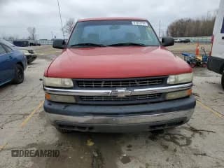 ✅ 2001 Chevrolet Silverado 1500 • VIN: 1GCEK14V51Z142790 • Лот: 81937794. Опубликован ранее на Copart с пробегом 250 709 миль. Бесплатный доступ к архиву аукционных продаж из США и подробный отчёт об истории автомобиля на DreamBid. Изображение 5.