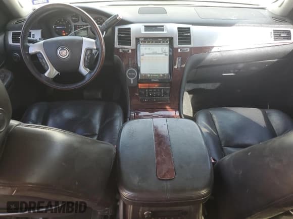 ✅ 2007 Cadillac Escalade EXT • VIN: 3GYFK62857G212189 • Lot: 89546585. Listed on Copart with 153,357 mi. Free auction sales archive from the USA and detailed vehicle history report at DreamBid. Image 8.