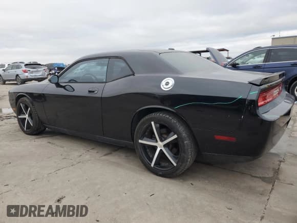 ✅ 2010 Dodge Challenger SE • VIN: 2B3CJ4DV0AH159879 • Lot: 45016735. Wystawiony na Copart z przebiegiem 192 201 mil. Bezpłatny archiwum sprzedaży aukcyjnych z USA i szczegółowy raport historii pojazdu na DreamBid. Zdjęcie 2.