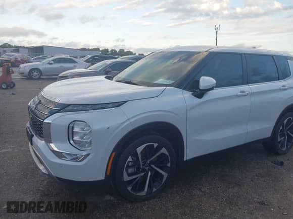 2024 Mitsubishi Outlander SE z VIN JA4J3VA81RZ009113, wystawiony jako IAAI lot #43244317 z przebiegiem 99 284 mil mil oraz . Historia ofert i sprzedaży dostępna na DreamBid. Obrazek 6.