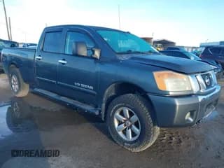 ✅ 2010 Nissan Titan • VIN: 1N6BA0FC1AN320629 • Lot: 42491569. Wystawiony na IAAI z przebiegiem 169 819 mil. Bezpłatny archiwum sprzedaży aukcyjnych z USA i szczegółowy raport historii pojazdu na DreamBid. Zdjęcie 1.