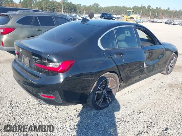 ✅ 2020 BMW 3 Series 330i xDrive • VIN: 3MW5R7J06L8B34344 • Lot: 43742958. Wystawiony na IAAI z przebiegiem 97 466 mil. Bezpłatny archiwum sprzedaży aukcyjnych z USA i szczegółowy raport historii pojazdu na DreamBid. Zdjęcie 4.