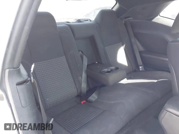 ✅ 2019 Dodge Challenger SXT • VIN: 2C3CDZAG9KH538412 • Lot: 43287950. Listed on IAAI with 107,342 mi. Free auction sales archive from the USA and detailed vehicle history report at DreamBid. Image 8.