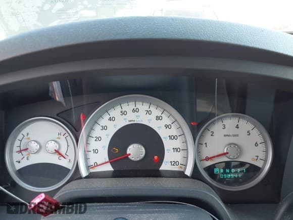 ✅ 2006 Dodge Dakota SLT • VIN: 1D7HW48N36S635547 • Лот: 43615055. Опубликован ранее на IAAI с пробегом 98 941 миль. Бесплатный доступ к архиву аукционных продаж из США и подробный отчёт об истории автомобиля на DreamBid. Изображение 7.