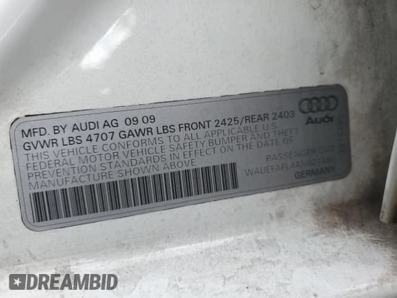 ✅ 2010 Audi A4 Premium Plus • VIN: WAUEFAFL4AN021480 • Lot: 86174835. Listed on Copart with 181,578 mi. Free auction sales archive from the USA and detailed vehicle history report at DreamBid. Image 12.
