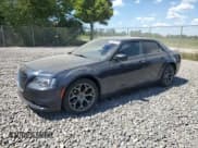 ✅ 2016 Chrysler 300 S • VIN: 2C3CCABG4GH252929 • Lot: 71034715. Listed on Copart with 91,371 mi. Free auction sales archive from the USA and detailed vehicle history report at DreamBid. Image 1.
