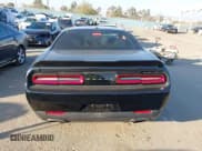 ✅ 2016 Dodge Challenger SXT Plus • VIN: 2C3CDZAG0GH338770 • Лот: 43645873. Опубликован ранее на IAAI с пробегом 99 808 миль. Бесплатный доступ к архиву аукционных продаж из США и подробный отчёт об истории автомобиля на DreamBid. Изображение 17.