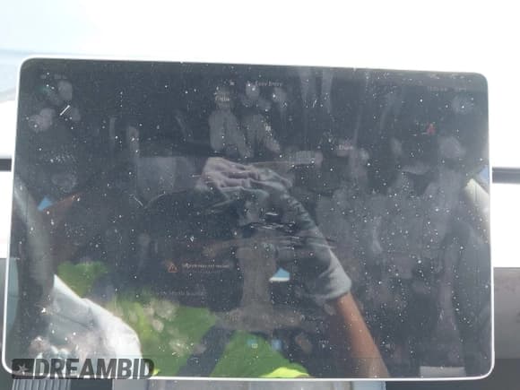 ✅ 2023 Tesla Model 3 • VIN: 5YJ3E1EA8PF403113 • Lot: 41967532. Wystawiony na IAAI z przebiegiem 19 545 mil. Bezpłatny archiwum sprzedaży aukcyjnych z USA i szczegółowy raport historii pojazdu na DreamBid. Zdjęcie 17.