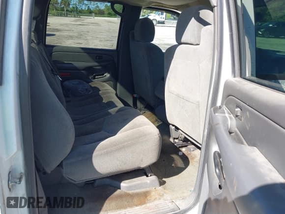 ✅ 2004 Chevrolet Silverado 1500 LT • VIN: 2GCEC13T241402685 • Лот: 43560172. Опубликован ранее на IAAI с пробегом 401 000 миль. Бесплатный доступ к архиву аукционных продаж из США и подробный отчёт об истории автомобиля на DreamBid. Изображение 8.