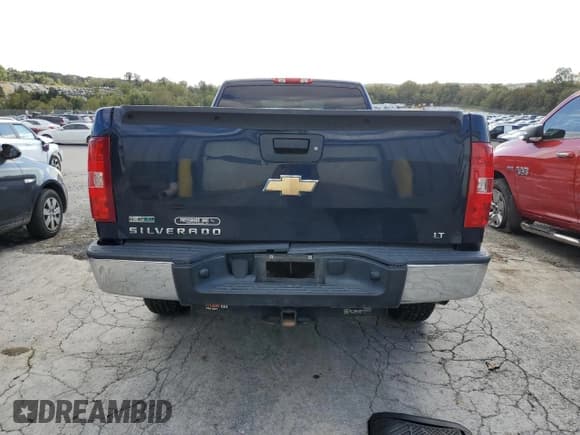 ✅ 2011 Chevrolet Silverado 1500 LT • VIN: 1GCNKSE0XBZ246105 • Lot: 86132275. Listed on Copart with 150,742 mi. Free auction sales archive from the USA and detailed vehicle history report at DreamBid. Image 6.