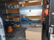 ✅ 2016 Ford Transit • VIN: 1FTYE2CV7GKA96800 • Lot: 93567355. Wystawiony na Copart z przebiegiem 179 720 mil. Bezpłatny archiwum sprzedaży aukcyjnych z USA i szczegółowy raport historii pojazdu na DreamBid. Zdjęcie 11.