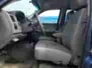 2006 Dodge Dakota ST z VIN 1D7HE28K06S598762, wystawiony jako Copart lot #55126075 z przebiegiem 175 492 mil mil oraz Szkoda całkowita • Salvage title. Historia ofert i sprzedaży dostępna na DreamBid. Obrazek 7.