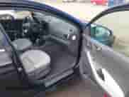 2022 Hyundai Ioniq SEL z VIN KMHC75LD9NU268643, wystawiony jako IAAI lot #43272941 z przebiegiem 93 832 mil mil oraz . Historia ofert i sprzedaży dostępna na DreamBid. Obrazek 5.