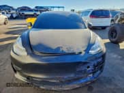 ✅ 2019 Tesla Model 3 Mid Range • VIN: 5YJ3E1EA8KF400852 • Lot: 95497805. Wystawiony na Copart z przebiegiem 49 975 mil. Bezpłatny archiwum sprzedaży aukcyjnych z USA i szczegółowy raport historii pojazdu na DreamBid. Zdjęcie 5.