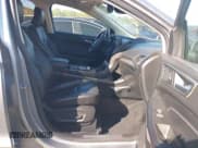 ✅ 2024 Ford Edge Titanium • VIN: 2FMPK4K94RBA90210 • Lot: 43616427. Wystawiony na IAAI z przebiegiem 45 539 mil. Bezpłatny archiwum sprzedaży aukcyjnych z USA i szczegółowy raport historii pojazdu na DreamBid. Zdjęcie 5.