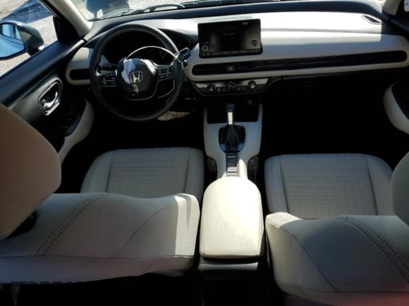 ✅ 2025 Honda HR-V LX • VIN: 3CZRZ1H30SM750705 • Лот: 86242295. Опубликован ранее на Copart с пробегом 2 039 миль. Бесплатный доступ к архиву аукционных продаж из США и подробный отчёт об истории автомобиля на DreamBid. Изображение 8.