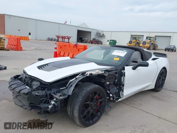✅ 2016 Chevrolet Corvette Z51 3LT • VIN: 1G1YM2D79G5105989 • Lot: 42267152. Wystawiony na IAAI z przebiegiem 34 283 mil. Bezpłatny archiwum sprzedaży aukcyjnych z USA i szczegółowy raport historii pojazdu na DreamBid. Zdjęcie 20.