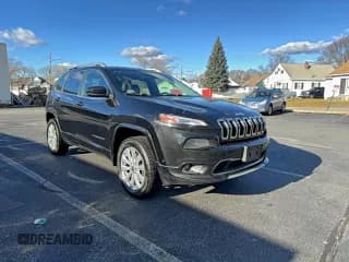 ✅ 2017 Jeep Cherokee Overland • VIN: 1C4PJMJS2HW566799 • Лот: 94524085. Опубликован ранее на Copart с пробегом 257 052 миль. Бесплатный доступ к архиву аукционных продаж из США и подробный отчёт об истории автомобиля на DreamBid. Изображение 1.