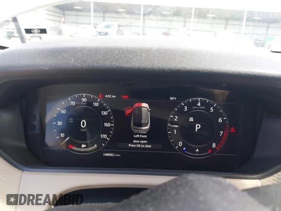 ✅ 2018 Land Rover Range Rover Velar S • VIN: SALYB2RV2JA746977 • Lot: 42423513. Wystawiony na IAAI z przebiegiem 148 062 mil. Bezpłatny archiwum sprzedaży aukcyjnych z USA i szczegółowy raport historii pojazdu na DreamBid. Zdjęcie 7.