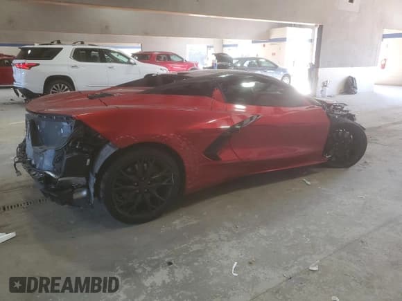 ✅ 2024 Chevrolet Corvette 3LT • VIN: 1G1YC3D47R5101053 • Lot: 91678405. Wystawiony na Copart z przebiegiem 17 144 mil. Bezpłatny archiwum sprzedaży aukcyjnych z USA i szczegółowy raport historii pojazdu na DreamBid. Zdjęcie 3.