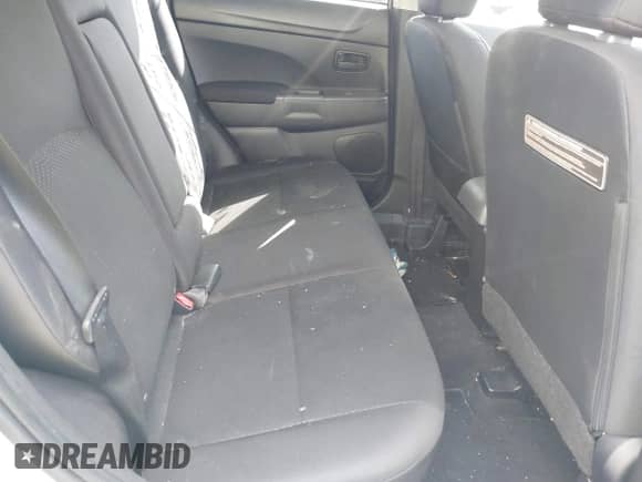 2015 Mitsubishi Outlander ES с VIN 4A4AR3AU7FE044529, выставлен на аукционе IAAI как лот 43322080 с пробегом 57 040 миль миль и . История ставок и продаж доступна на DreamBid. Изображение 8.