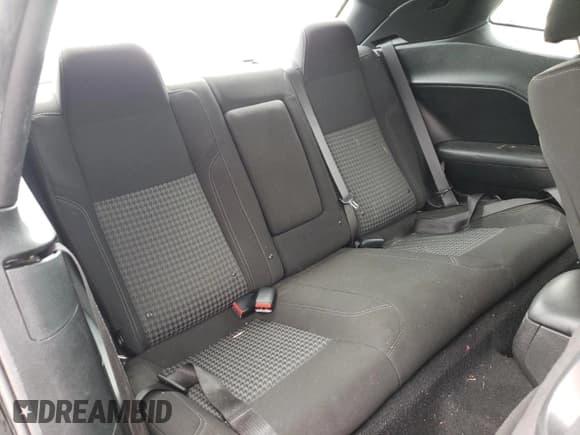 ✅ 2020 Dodge Challenger SXT • VIN: 2C3CDZAG8LH191396 • Lot: 46782582. Wystawiony na Copart z przebiegiem 43 120 mil. Bezpłatny archiwum sprzedaży aukcyjnych z USA i szczegółowy raport historii pojazdu na DreamBid. Zdjęcie 6.