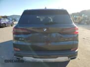 ✅ 2021 BMW X5 xDrive40i • VIN: 5UXCR6C03M9F77965 • Лот: 90652575. Опубликован ранее на Copart с пробегом 188 992 миль. Бесплатный доступ к архиву аукционных продаж из США и подробный отчёт об истории автомобиля на DreamBid. Изображение 6.