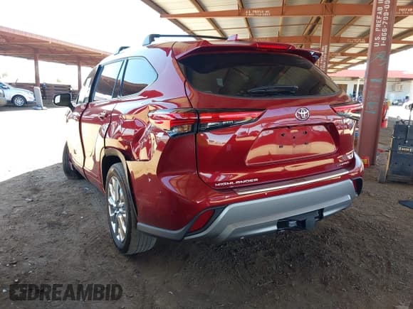 ✅ 2023 Toyota Highlander L • VIN: 5TDKDRAH7PS032666 • Lot: 42562977. Listed on IAAI with 25,618 mi. Free auction sales archive from the USA and detailed vehicle history report at DreamBid. Image 3.