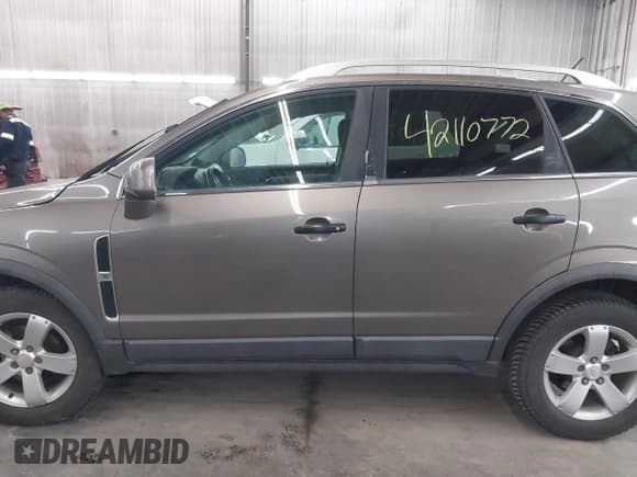 ✅ 2012 Chevrolet Captiva Sport LS • VIN: 3GNAL2EK2CS558082 • Lot: 42110772. Wystawiony na IAAI z przebiegiem 83 253 mil. Bezpłatny archiwum sprzedaży aukcyjnych z USA i szczegółowy raport historii pojazdu na DreamBid. Zdjęcie 15.