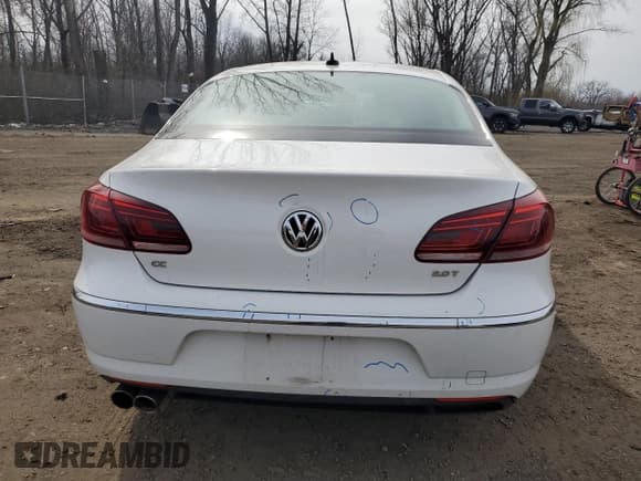 ✅ 2014 Volkswagen CC Executive • VIN: WVWRP7AN8EE525596 • Лот: 51208465. Опубликован ранее на Copart с пробегом 192 673 миль. Бесплатный доступ к архиву аукционных продаж из США и подробный отчёт об истории автомобиля на DreamBid. Изображение 6.
