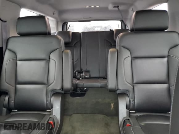 ✅ 2015 Chevrolet Suburban LT • VIN: 1GNSKJKC6FR234705 • Lot: 72062034. Wystawiony na Copart z przebiegiem 178 608 mil. Bezpłatny archiwum sprzedaży aukcyjnych z USA i szczegółowy raport historii pojazdu na DreamBid. Zdjęcie 10.