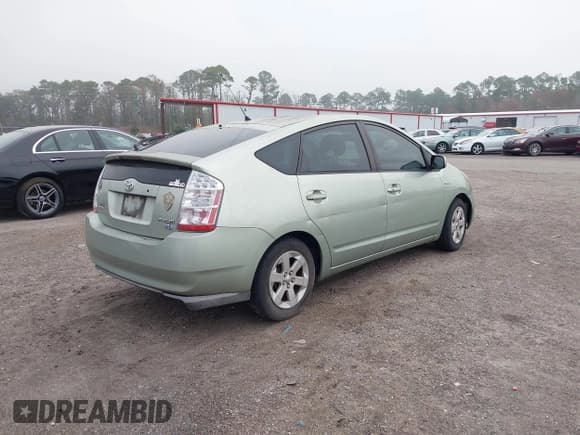 ✅ 2008 Toyota Prius • VIN: JTDKB20U787735045 • Lot: 43887318. Listed on IAAI with 286,972 mi. Free auction sales archive from the USA and detailed vehicle history report at DreamBid. Image 4.