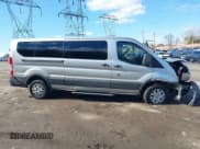 ✅ 2015 Ford Transit XL • VIN: 1FBZX2YM5FKA53431 • Lot: 41642635. Wystawiony na IAAI z przebiegiem Nie podano. Bezpłatny archiwum sprzedaży aukcyjnych z USA i szczegółowy raport historii pojazdu na DreamBid. Zdjęcie 14.