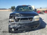 ✅ 2004 GMC Sierra Denali • VIN: 2GTFK69U841385069 • Lot: 49357935. Listed on Copart with 183,561 mi. Free auction sales archive from the USA and detailed vehicle history report at DreamBid. Image 5.