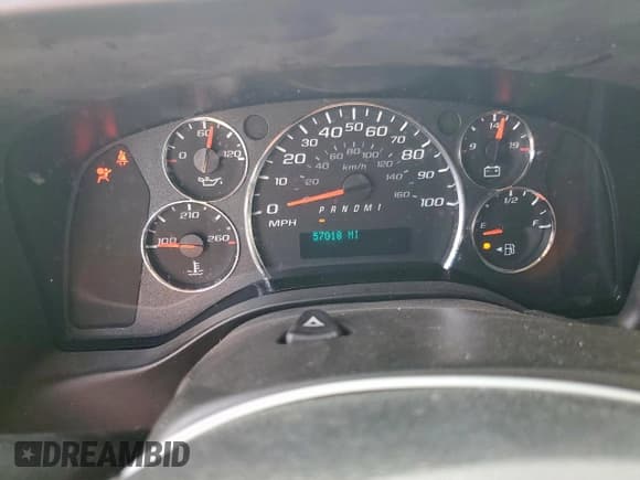 ✅ 2023 Chevrolet Express Cargo • VIN: 1GCWGAFP2P1170820 • Lot: 89430715. Wystawiony na Copart z przebiegiem 57 018 mil. Bezpłatny archiwum sprzedaży aukcyjnych z USA i szczegółowy raport historii pojazdu na DreamBid. Zdjęcie 9.