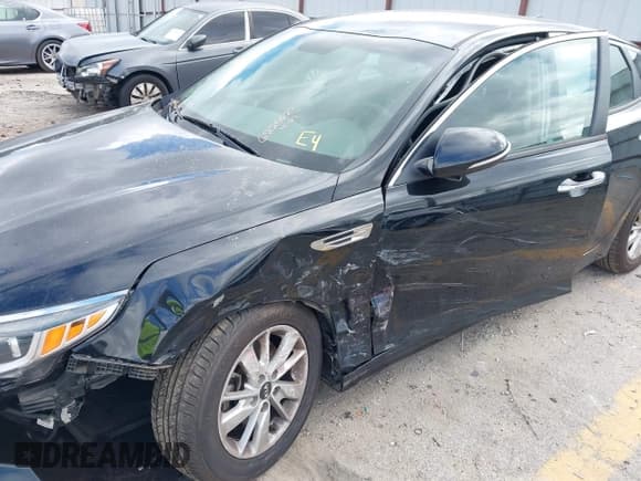 ✅ 2018 Kia Optima LX • VIN: 5XXGT4L32JG225622 • Lot: 43395216. Listed on IAAI with 166,916 mi. Free auction sales archive from the USA and detailed vehicle history report at DreamBid. Image 6.