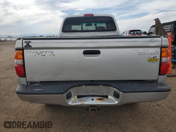 ✅ 2002 Toyota Tacoma PreRunner • VIN: 5TESN92N52Z047776 • Лот: 81652335. Опубликован ранее на Copart с пробегом 283 056 миль. Бесплатный доступ к архиву аукционных продаж из США и подробный отчёт об истории автомобиля на DreamBid. Изображение 6.