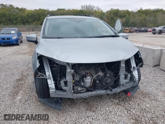 ✅ 2025 Honda Odyssey Touring • VIN: 5FNRL6H89SB011692 • Lot: 43515660. Listed on IAAI with 14,676 mi. Free auction sales archive from the USA and detailed vehicle history report at DreamBid. Image 6.