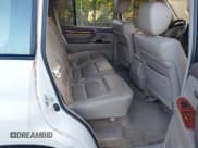 ✅ 1999 Lexus LX 470 • VIN: JT6HT00W3X0068213 • Lot: 43031498. Listed on IAAI with 294,954 mi. Free auction sales archive from the USA and detailed vehicle history report at DreamBid. Image 8.