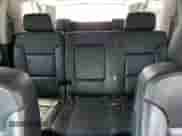 2019 Chevrolet Suburban LT z VIN 1GNSKHKC8KR162053, wystawiony jako Copart lot #59610904 z przebiegiem 153 003 mil mil oraz Szkoda całkowita • Salvage title. Historia ofert i sprzedaży dostępna na DreamBid. Obrazek 10.