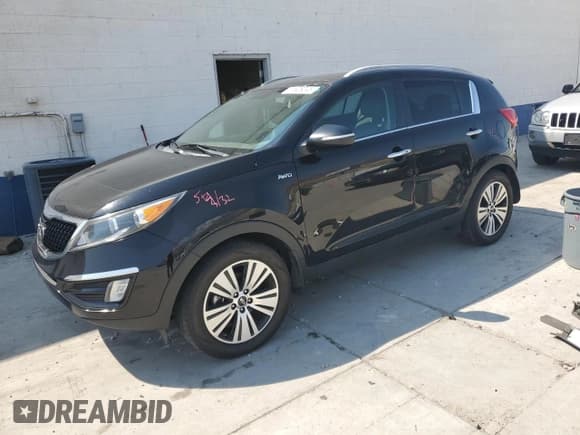 ✅ 2014 Kia Sportage EX • VIN: KNDPCCAC6E7599713 • Лот: 71826045. Опубликован ранее на Copart с пробегом 143 940 миль. Бесплатный доступ к архиву аукционных продаж из США и подробный отчёт об истории автомобиля на DreamBid. Изображение 1.