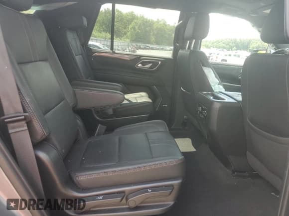 ✅ 2022 Chevrolet Tahoe RST • VIN: 1GNSKRKL6NR326104 • Lot: 65084945. Listed on Copart with 58,266 mi. Free auction sales archive from the USA and detailed vehicle history report at DreamBid. Image 11.