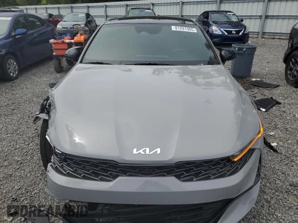 ✅ 2022 Kia K5 GT-Line • VIN: 5XXG64J28NG157091 • Lot: 81291305. Wystawiony na Copart z przebiegiem 56 258 mil. Bezpłatny archiwum sprzedaży aukcyjnych z USA i szczegółowy raport historii pojazdu na DreamBid. Zdjęcie 5.
