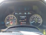 ✅ 2019 Ford F-150 XL • VIN: 1FTEW1EP3KFB98041 • Lot: 43465679. Wystawiony na IAAI z przebiegiem 93 118 mil. Bezpłatny archiwum sprzedaży aukcyjnych z USA i szczegółowy raport historii pojazdu na DreamBid. Zdjęcie 7.