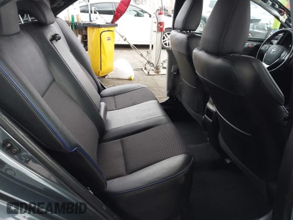 ✅ 2018 Toyota Corolla LE • VIN: 2T1BURHE9JC043731 • Lot: 43547914. Listed on IAAI with 131,991 mi. Free auction sales archive from the USA and detailed vehicle history report at DreamBid. Image 8.