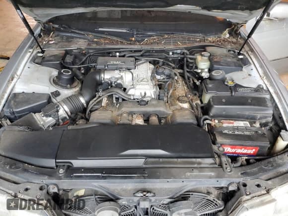 ✅ 1993 Lexus LS • VIN: JT8UF11E2P0150670 • Lot: 87479055. Wystawiony na Copart z przebiegiem 269 537 mil. Bezpłatny archiwum sprzedaży aukcyjnych z USA i szczegółowy raport historii pojazdu na DreamBid. Zdjęcie 11.