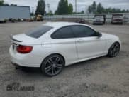 ✅ 2015 BMW 2 Series M235i • VIN: WBA1J7C53FV254148 • Лот: 61010925. Опубликован ранее на Copart с пробегом 104 180 миль. Бесплатный доступ к архиву аукционных продаж из США и подробный отчёт об истории автомобиля на DreamBid. Изображение 3.