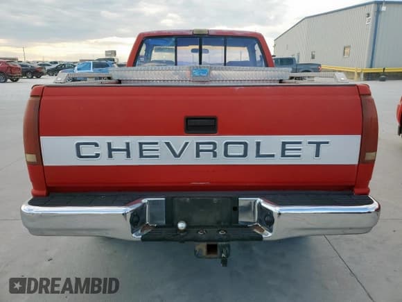 ✅ 1992 Chevrolet Silverado 1500 • VIN: 1GCDC14K7NZ191655 • Lot: 85577885. Wystawiony na Copart z przebiegiem 128 123 mil. Bezpłatny archiwum sprzedaży aukcyjnych z USA i szczegółowy raport historii pojazdu na DreamBid. Zdjęcie 6.