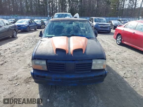 1997 Chevrolet S-10 LS с VIN 1GCCS19X2VK238943, выставлен на аукционе IAAI как лот 41325646 с пробегом 302 540 миль миль и . История ставок и продаж доступна на DreamBid. Изображение 6.