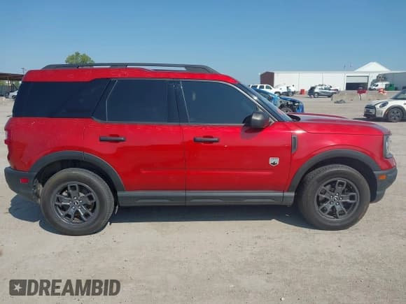 ✅ 2022 Ford Bronco Sport Big Bend • VIN: 3FMCR9B66NRD36408 • Lot: 43130766. Listed on IAAI with 70,918 mi. Free auction sales archive from the USA and detailed vehicle history report at DreamBid. Image 13.